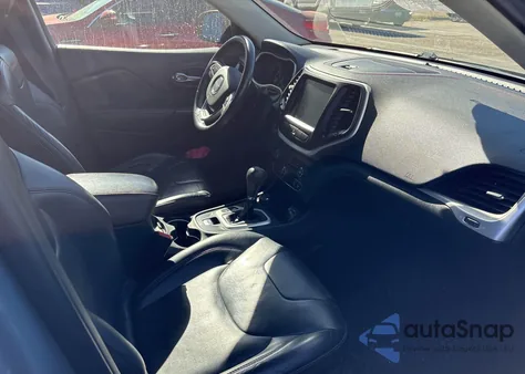 2014 Jeep Cherokee Trailhawk from USA, damaged, VIN 1C4PJMBS2EW161276